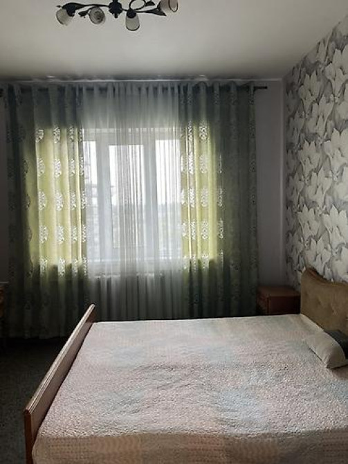 2 комнаты, 55 м², 106 серия, 9 этаж, Старый ремонт Бишкек - изображение 2