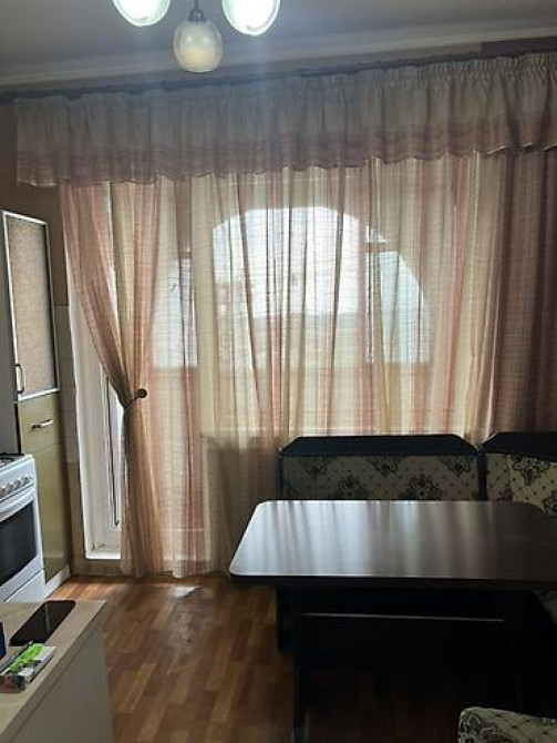 2 комнаты, 55 м², 106 серия, 9 этаж, Старый ремонт Бишкек - изображение 6