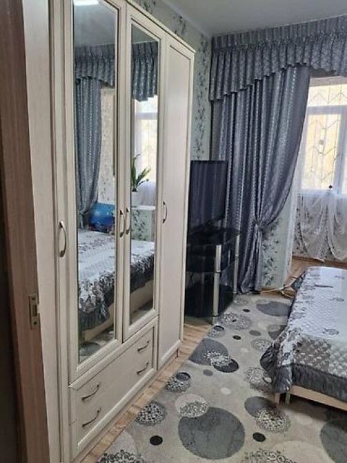 2 комнаты, 52 м², 106 серия, 2 этаж, Косметический ремонт Бишкек - изображение 1