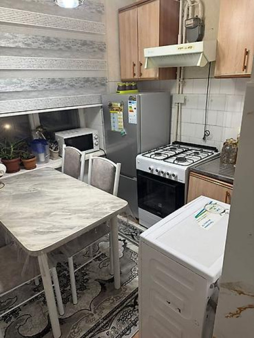 2 комнаты, 50 м², Индивидуалка, 4 этаж, Косметический ремонт Бишкек - изображение 9