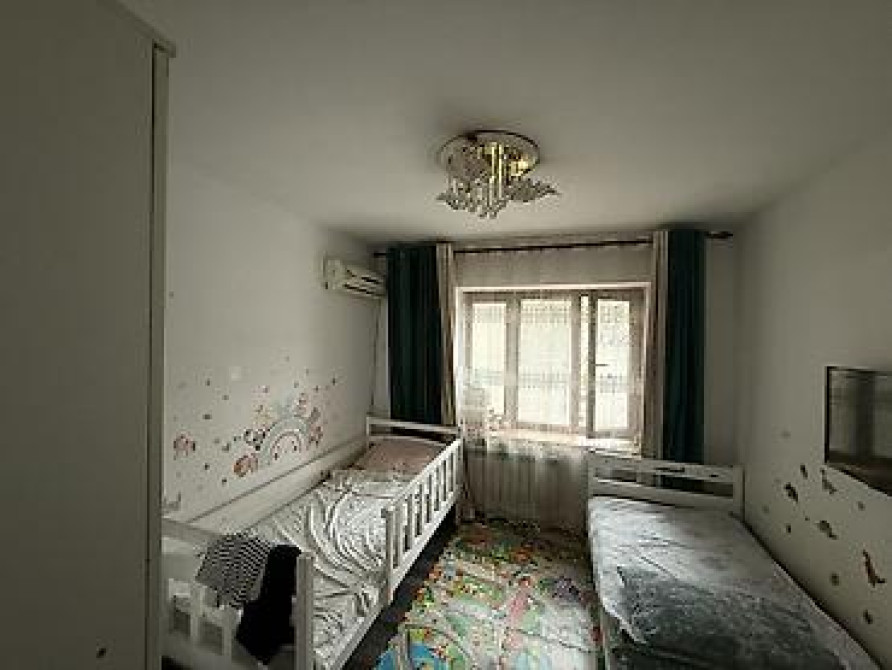 3 комнаты, 51 м², Сталинка, 1 этаж, Косметический ремонт Бишкек - изображение 7