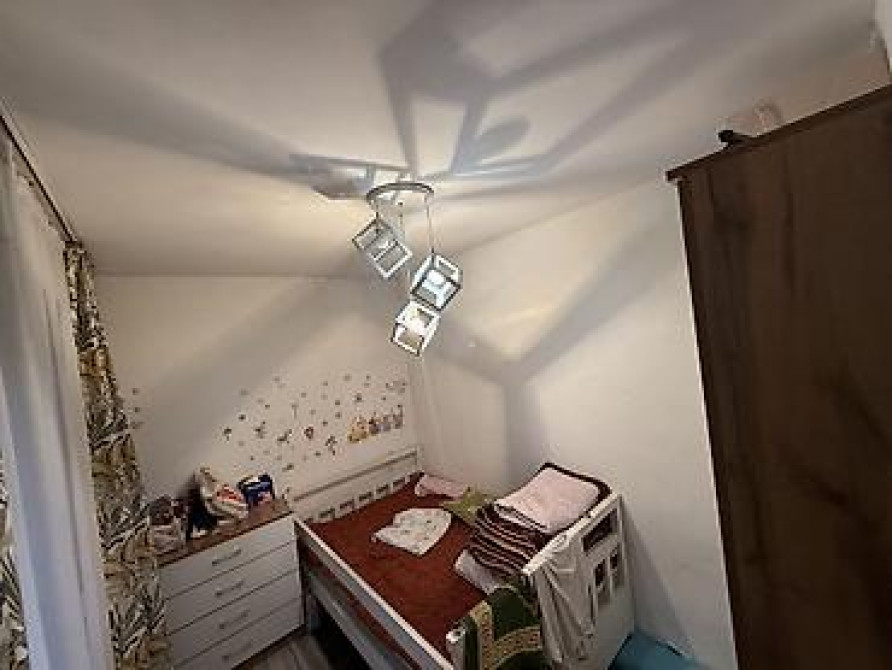 3 комнаты, 51 м², Индивидуалка, 1 этаж, Косметический ремонт Бишкек - изображение 11