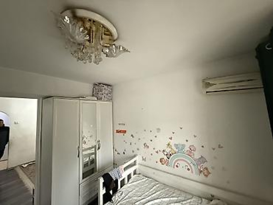3 комнаты, 51 м², Индивидуалка, 1 этаж, Косметический ремонт Бишкек - изображение 9