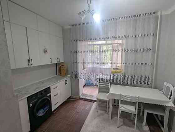 2 комнаты, 53 м², 106 серия, 1 этаж, Косметический ремонт Бишкек