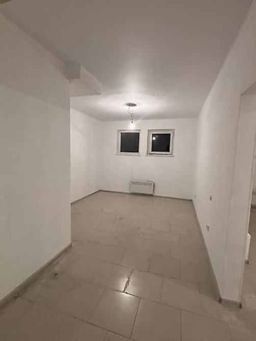2 комнаты, 53 м², 106 серия, Цокольный этаж этаж, Косметический ремонт Бишкек - изображение 6