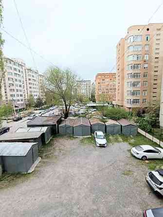 2 комнаты, 52 м², 106 серия, 3 этаж, Старый ремонт Бишкек