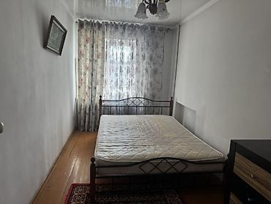 3 комнаты, 55 м², Индивидуалка, 2 этаж, Косметический ремонт Бишкек - изображение 4