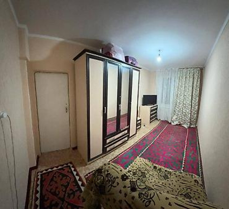 3 комнаты, 50 м², 104 серия, 4 этаж, Старый ремонт Бишкек - изображение 3