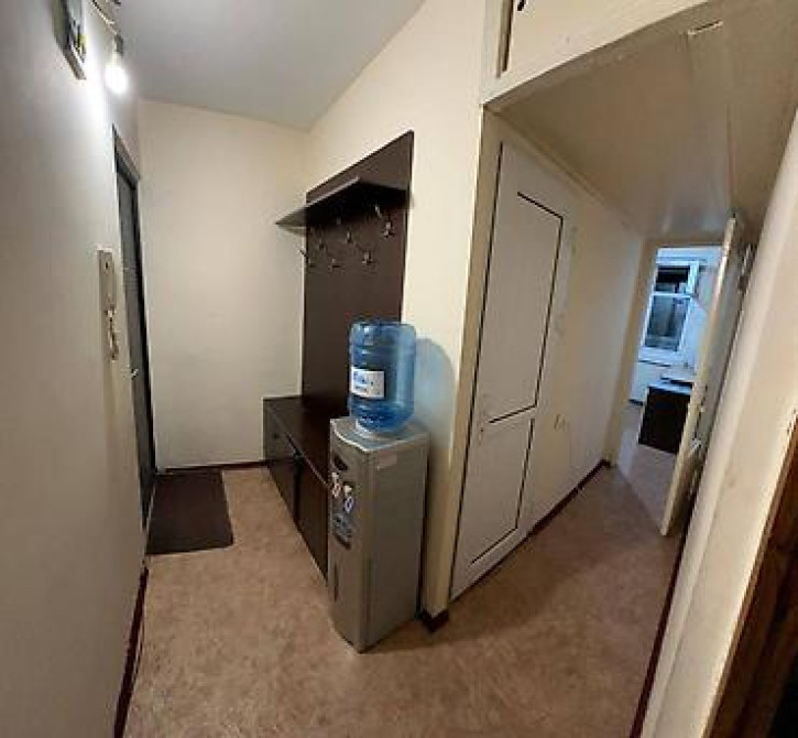 3 комнаты, 50 м², 104 серия, 4 этаж, Старый ремонт Бишкек - изображение 5