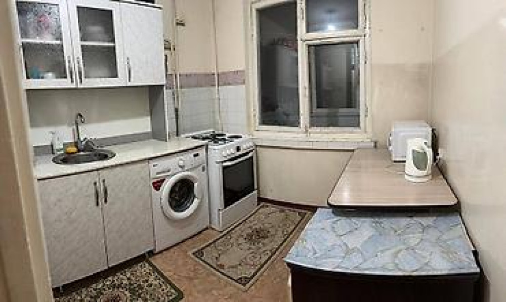 3 комнаты, 50 м², 104 серия, 4 этаж, Старый ремонт Бишкек - изображение 6