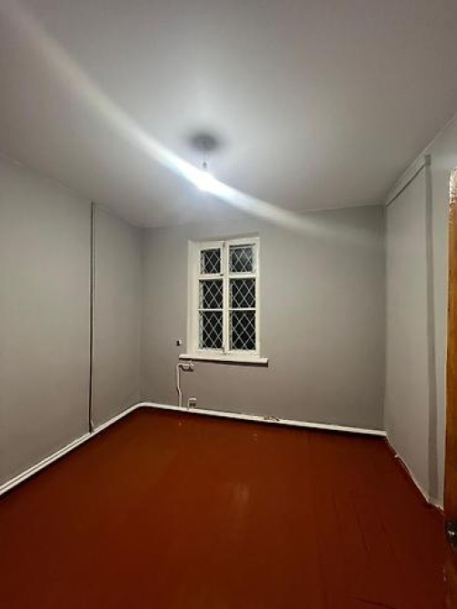 2 комнаты, 50 м², Индивидуалка, 1 этаж, Косметический ремонт Бишкек - изображение 2