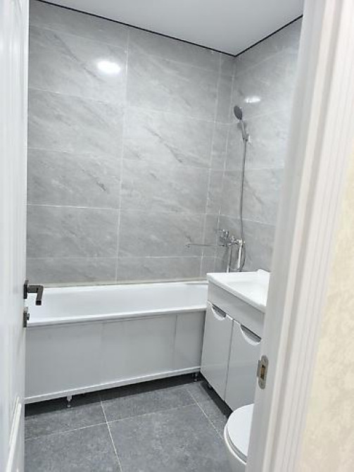 2 комнаты, 54 м², Элитка, 3 этаж, Косметический ремонт Бишкек - изображение 6