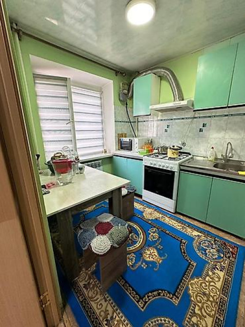 2 комнаты, 55 м², Индивидуалка, 3 этаж, Косметический ремонт Бишкек - изображение 3