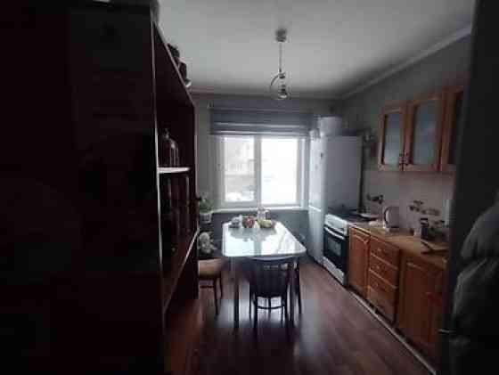 2 комнаты, 52 м², Индивидуалка, 2 этаж, Старый ремонт Бишкек