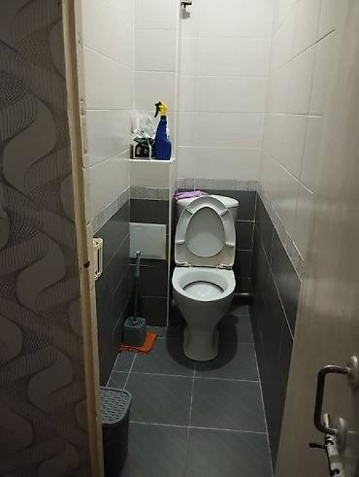 2 комнаты, 52 м², Индивидуалка, 2 этаж, Старый ремонт Бишкек - изображение 8