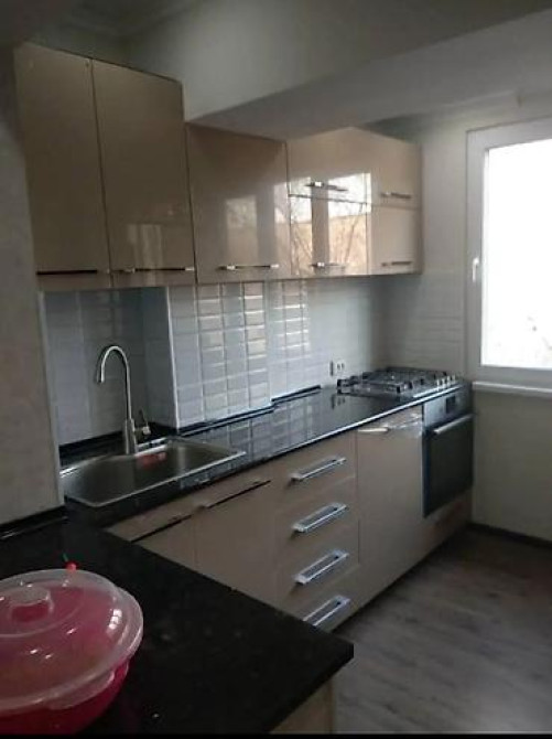2 комнаты, 52 м², Индивидуалка, 5 этаж, Косметический ремонт Бишкек - изображение 6