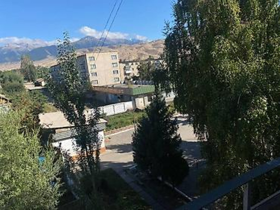 2 комнаты, 50 м², 106 серия, 4 этаж, Косметический ремонт Бишкек - изображение 5