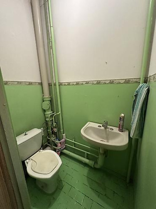 2 комнаты, 55 м², 105 серия, 5 этаж, Старый ремонт Бишкек - изображение 5