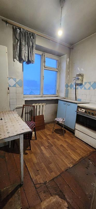 2 комнаты, 50 м², Индивидуалка, 5 этаж, Старый ремонт Бишкек - изображение 3