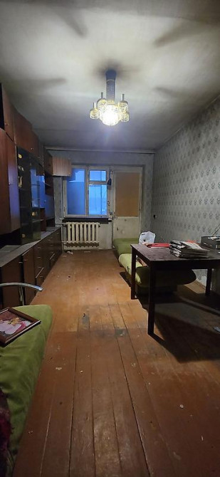 2 комнаты, 50 м², Индивидуалка, 5 этаж, Старый ремонт Бишкек - изображение 2
