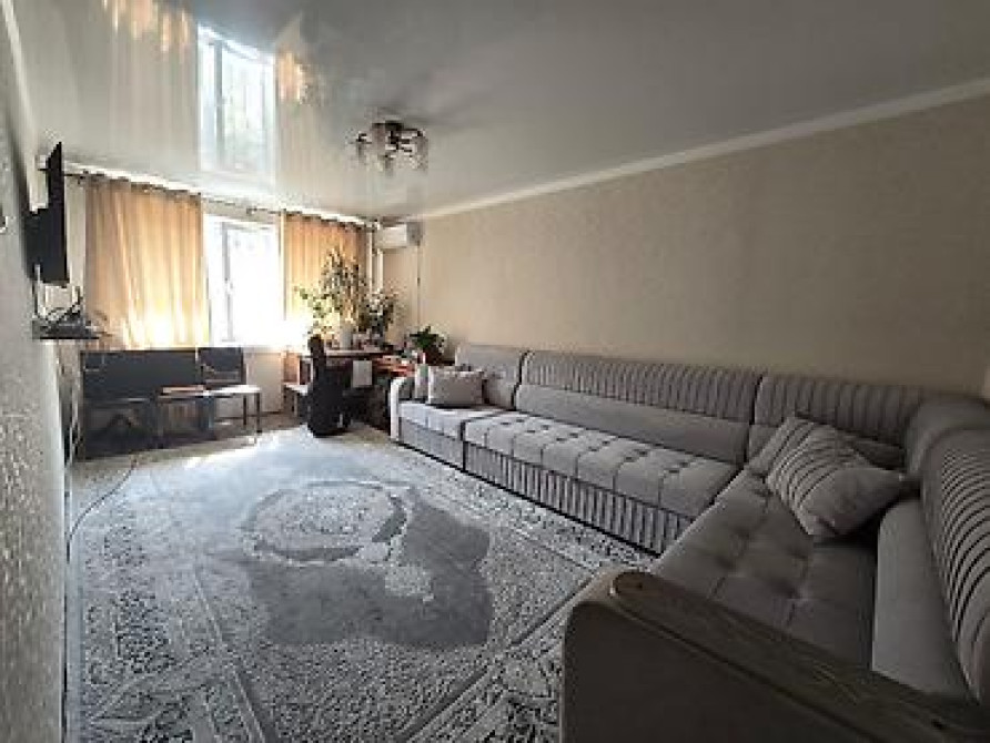 2 комнаты, 43 м², 104 серия, 1 этаж, Косметический ремонт Бишкек - изображение 1