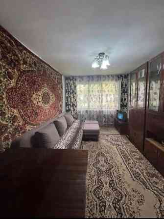 2 комнаты, 43 м², 104 серия, 1 этаж, Старый ремонт Бишкек