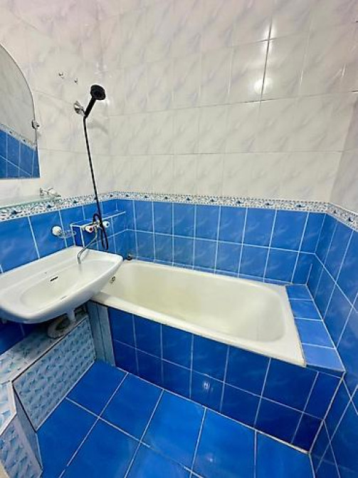 2 комнаты, 48 м², 105 серия, 3 этаж, Старый ремонт Бишкек - изображение 6