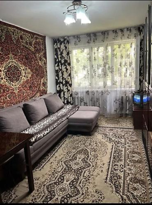 2 комнаты, 43 м², 104 серия, 1 этаж, Старый ремонт Бишкек - изображение 3