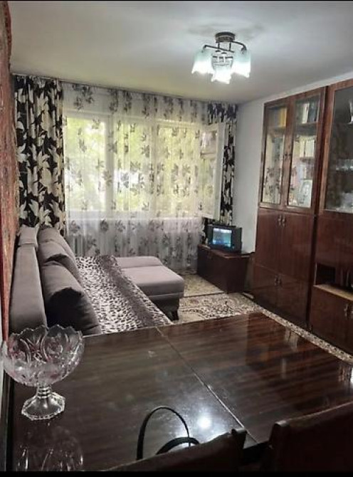 2 комнаты, 43 м², 104 серия, 1 этаж, Старый ремонт Бишкек - изображение 4
