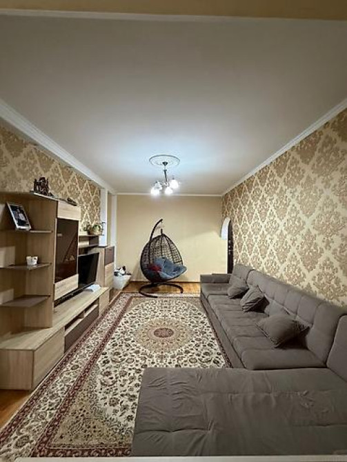 2 комнаты, 48 м², 105 серия, 2 этаж, Косметический ремонт Бишкек - изображение 1