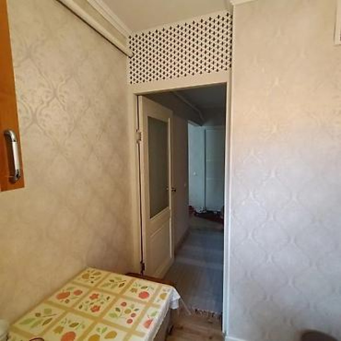 2 комнаты, 44 м², 104 серия, 1 этаж, Косметический ремонт Бишкек - изображение 2