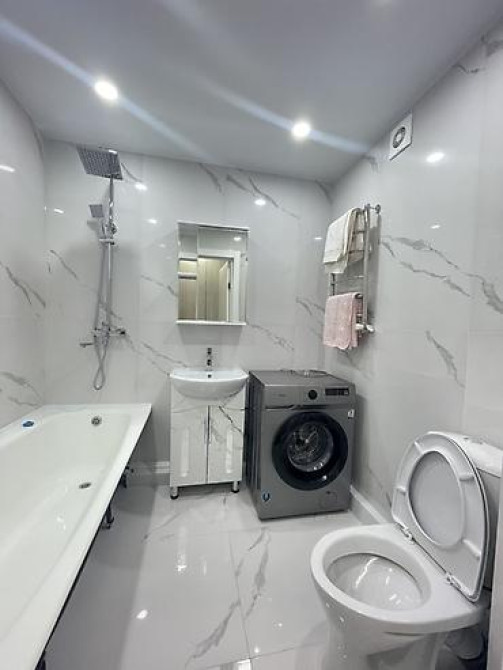 2 комнаты, 44 м², Хрущевка, 1 этаж, Евроремонт Бишкек - изображение 5