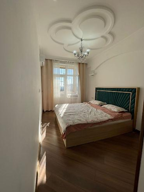 3 комнаты, 122 м², Элитка, 9 этаж, Дизайнерский ремонт Бишкек - изображение 7