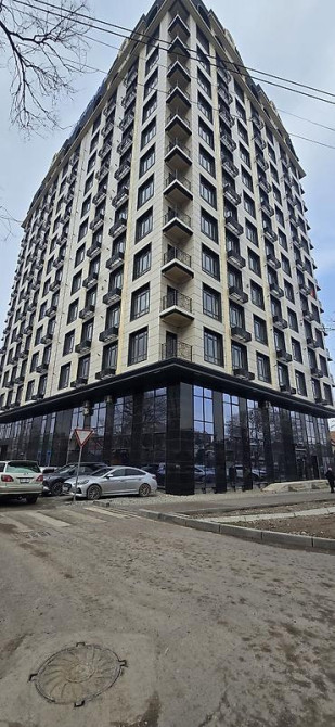 3 комнаты, 100 м², Элитка, 13 этаж Бишкек - изображение 1