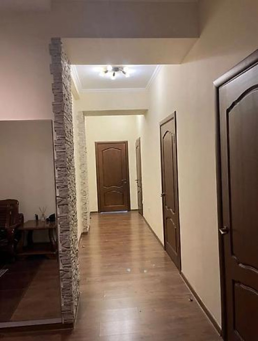 3 комнаты, 118 м², Элитка, 3 этаж, Евроремонт Бишкек - изображение 15