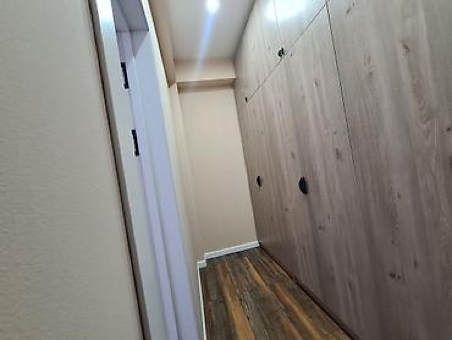 3 комнаты, 88 м², Элитка, 5 этаж, Дизайнерский ремонт Бишкек - изображение 8