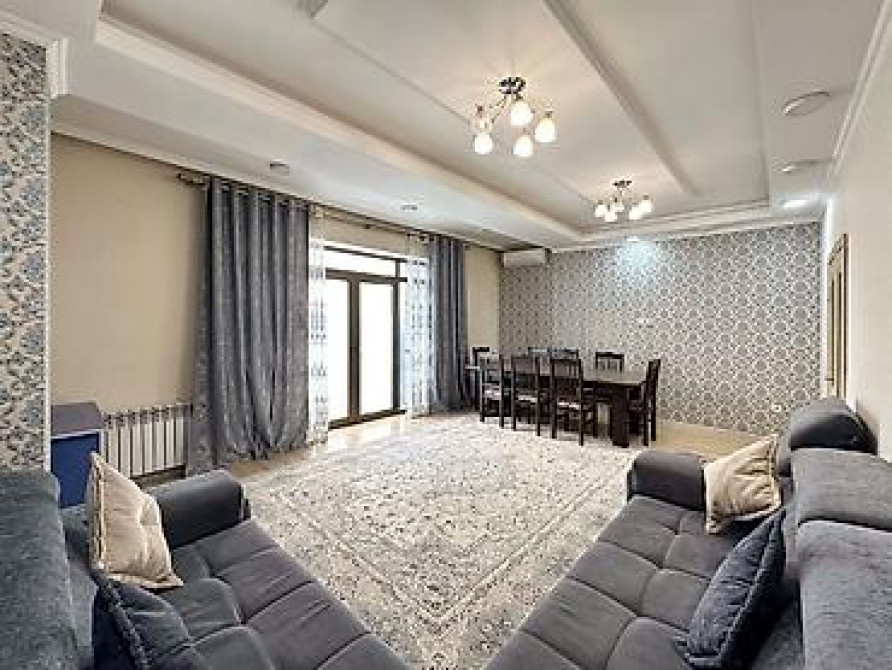 3 комнаты, 104 м², Элитка, 2 этаж, Требуется ремонт Бишкек - изображение 2