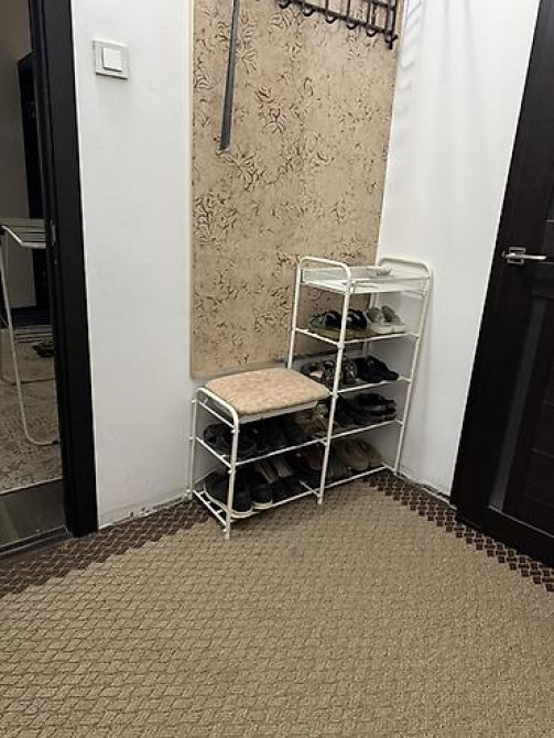 3 комнаты, 104 м², 106 серия улучшенная, 1 этаж Bishkek - photo 5