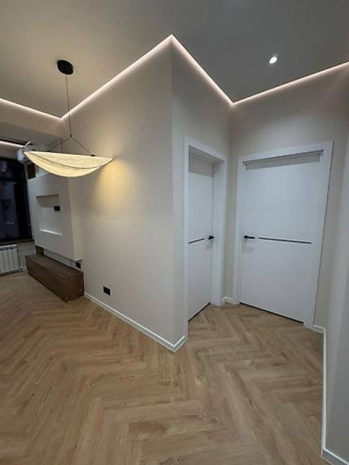 3 комнаты, 65 м², 3 этаж, Дизайнерский ремонт Бишкек - изображение 7