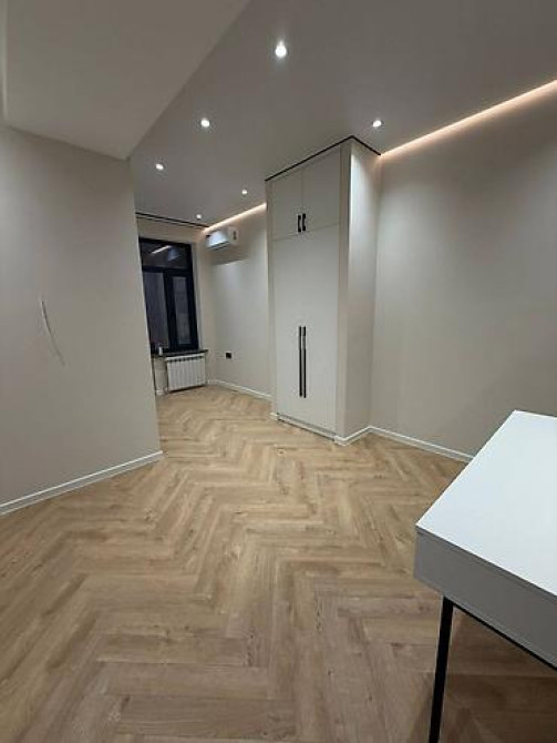 3 комнаты, 65 м², 3 этаж, Дизайнерский ремонт Бишкек - изображение 6