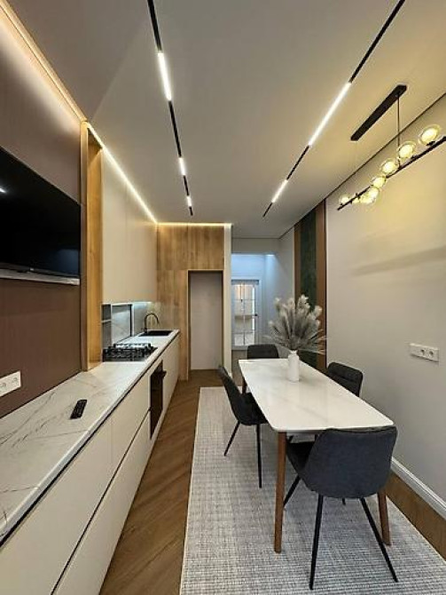 3 комнаты, 116 м², 6 этаж, Дизайнерский ремонт Bishkek - photo 5