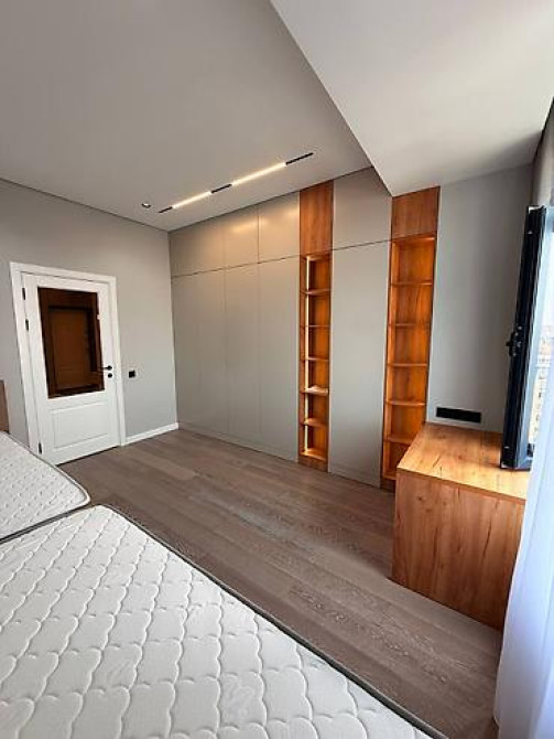 3 комнаты, 80 м², Элитка, 12 этаж, Дизайнерский ремонт Бишкек - изображение 5