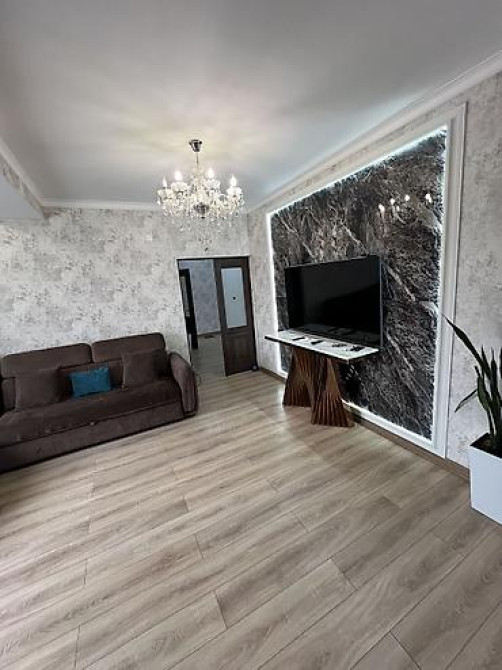 3 комнаты, 88 м², Элитка, 10 этаж, Дизайнерский ремонт Bishkek - photo 1