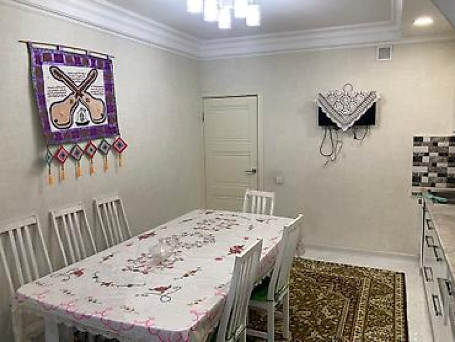 3 комнаты, 114 м², Элитка, 2 этаж Bishkek - photo 5
