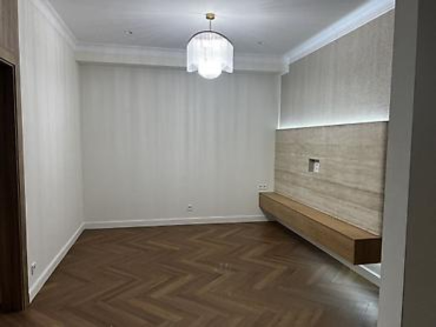 2 комнаты, 65 м², Элитка, 4 этаж, Дизайнерский ремонт Бишкек - изображение 13