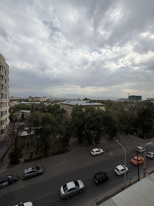 2 комнаты, 82 м², Боконбаева/Уметалиева Элитка, 6 этаж, ПСО (под самоотделку) Бишкек - изображение 9