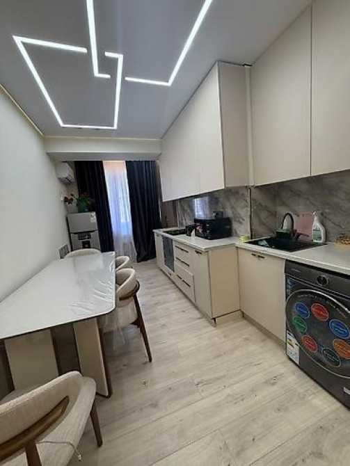 2 комнаты, 64 м², Боконбаева/Уметалиева Элитка, 11 этаж, Дизайнерский ремонт Бишкек - изображение 9