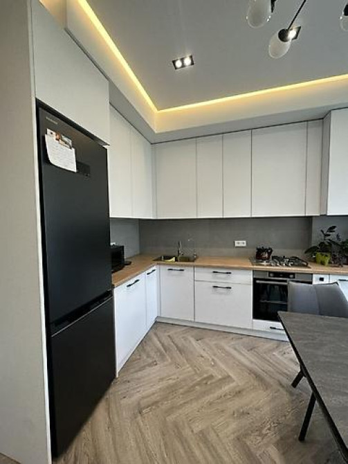 1 комната, 45 м², Боконбаева/Уметалиева Элитка, 5 этаж, Свежий ремонт Бишкек - изображение 3