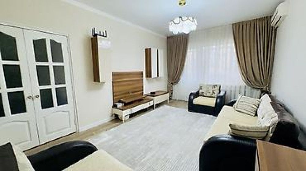 3 комнаты, 70 м², Боконбаева/Уметалиева 105 серия, 2 этаж, Свежий ремонт Бишкек - изображение 2