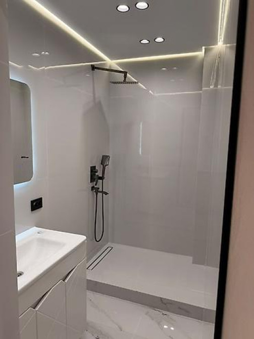 2 комнаты, 85 м², Бишкек Парк ТРЦ Элитка, 13 этаж, Дизайнерский ремонт Бишкек - изображение 12